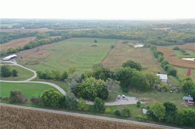 $415,000 | 1005 Southwest Shaver Road, Plattsburg, MO 64477