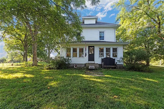 $415,000 | 1005 Southwest Shaver Road, Plattsburg, MO 64477