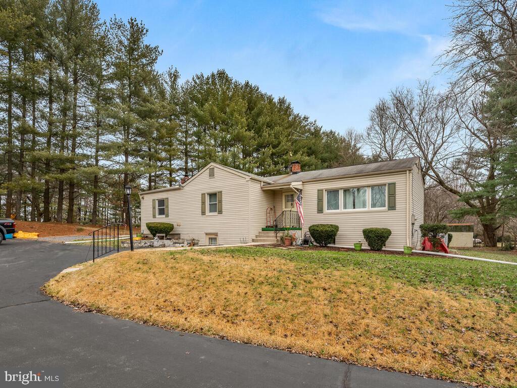 17536 Frederick Road Mount Airy, MD 21771 - Photo 3 of 50 Gallery Image 3