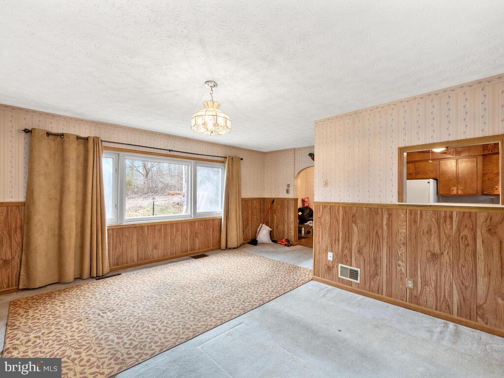 17536 Frederick Road Mount Airy, MD 21771 - Photo 7 of 50 Gallery Image 7