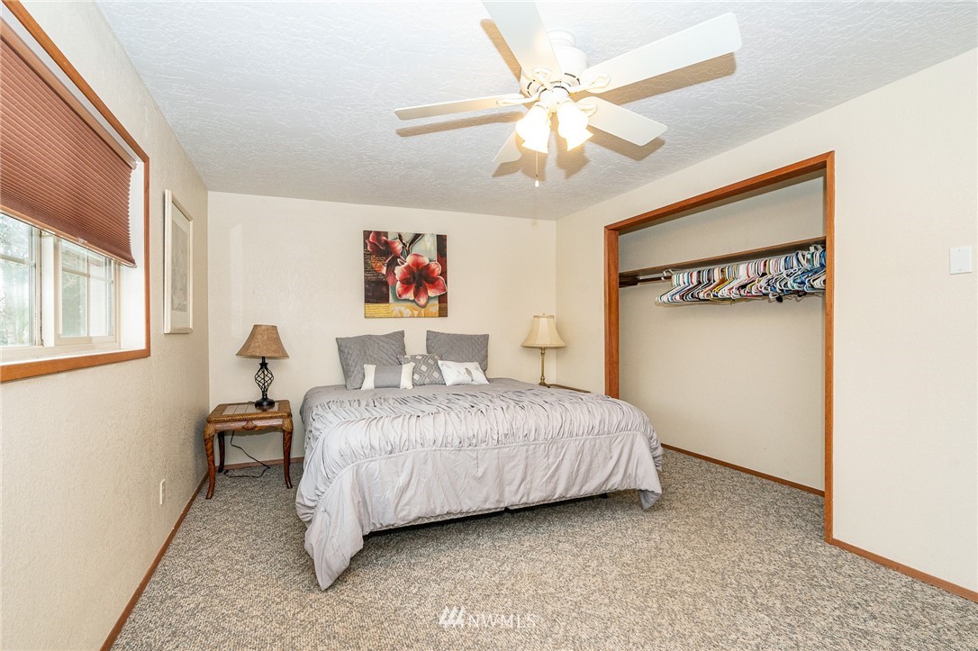 131-19 Brim Road Onalaska, WA 98570 - Photo 5 of 34 Gallery Image 5