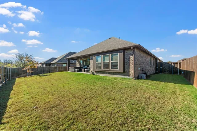$2,395 | 652 Cottage Place, Lavon, TX 75166
