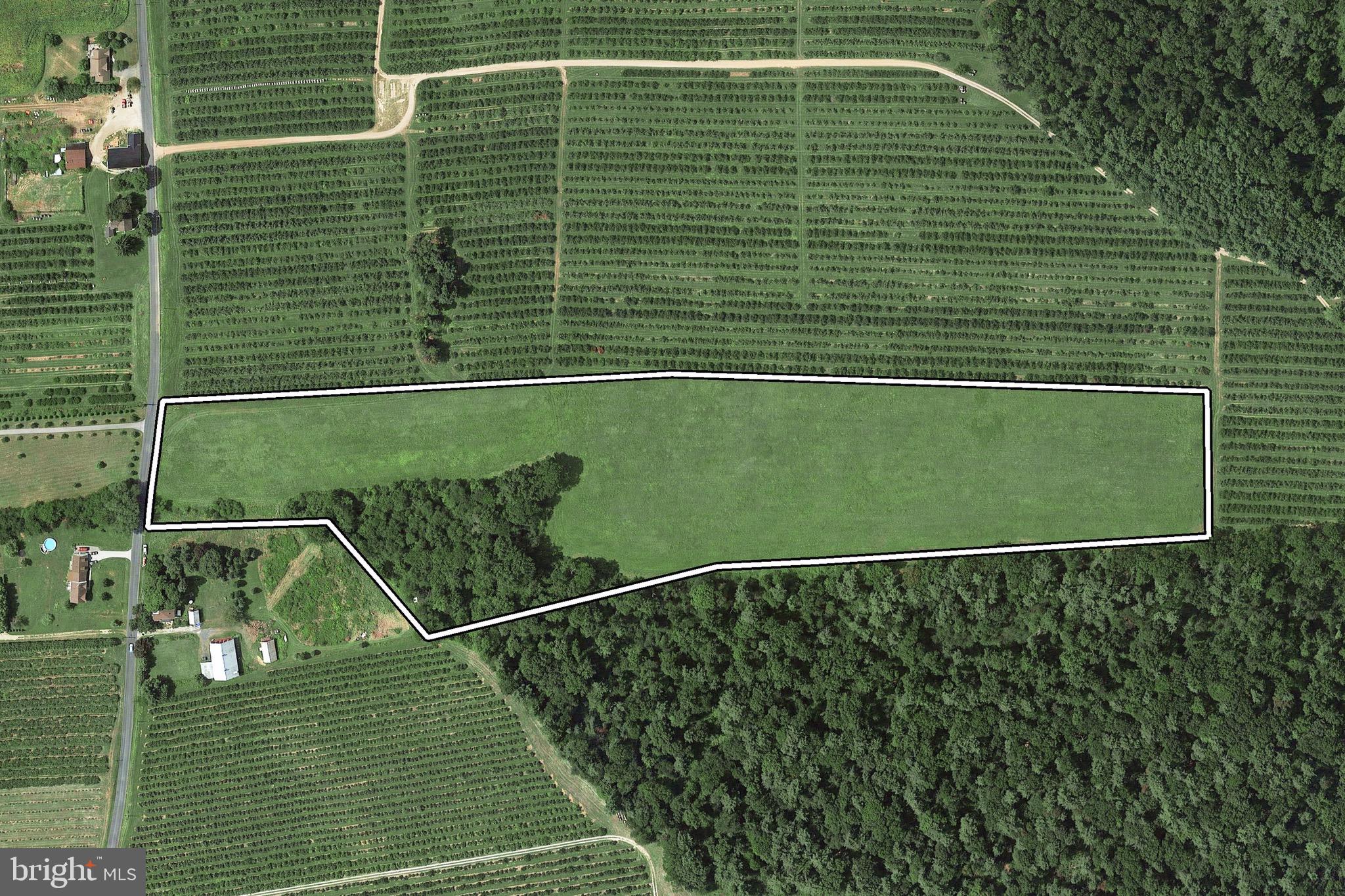 0 Heckenluber Road Biglerville, PA 17307 - Photo 2 of 21 a view of a tennis court