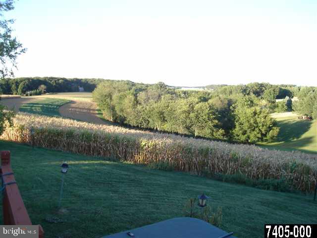 4465 Lee Road Hanover, PA 17331 - Photo 12 of 24 Gallery Image 12