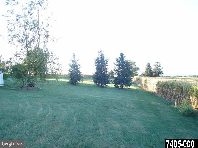 4465 Lee Road Hanover, PA 17331 - Photo 17 of 24 Gallery Image 17