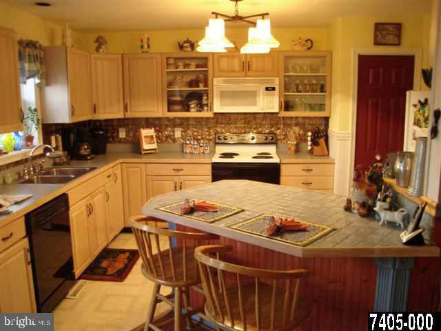 4465 Lee Road Hanover, PA 17331 - Photo 8 of 24 Gallery Image 8