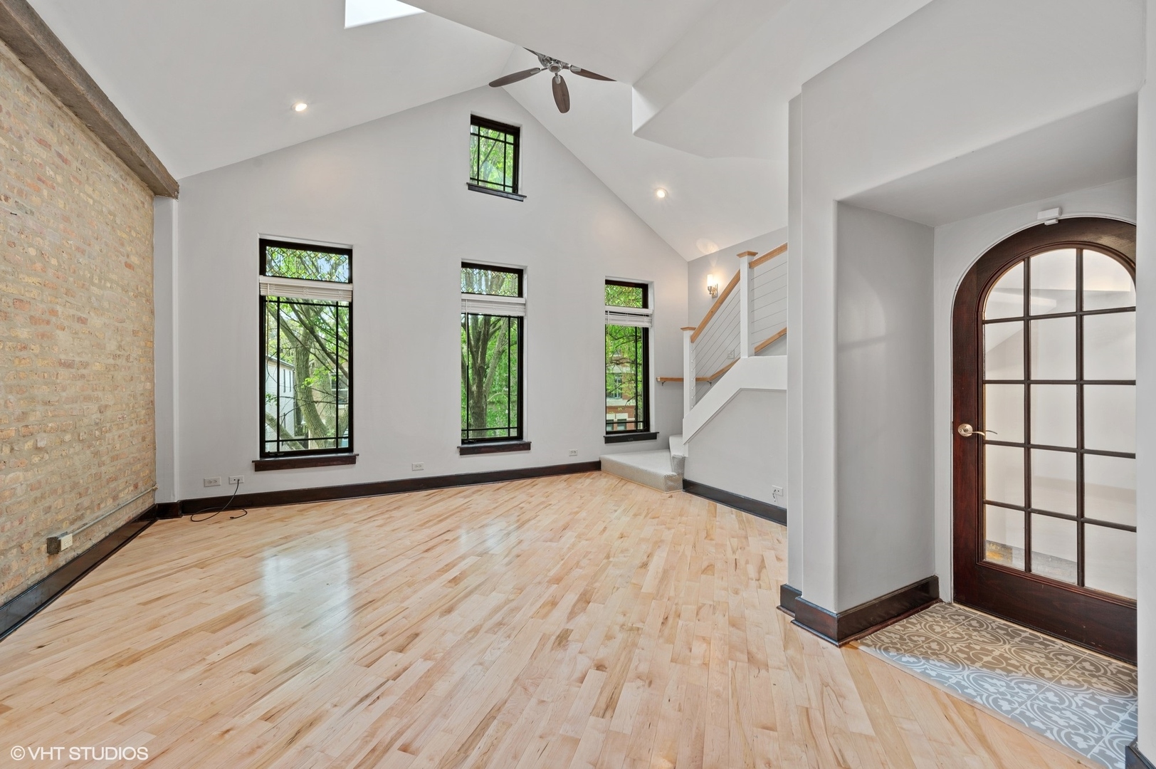 1306 West Fillmore Street, Unit 2 Chicago, IL 60607 - Photo 3 of 15