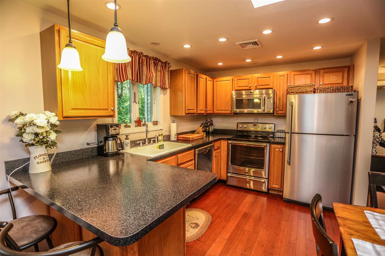 41 Callaghan Street Manchester, NH 03109 - Photo 5 of 23 Gallery Image 5