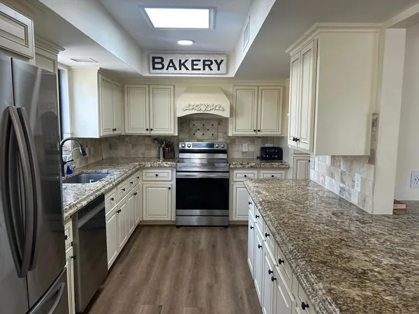 $2,100 | 9554 East Fairway Boulevard, Sun Lakes, AZ 85248