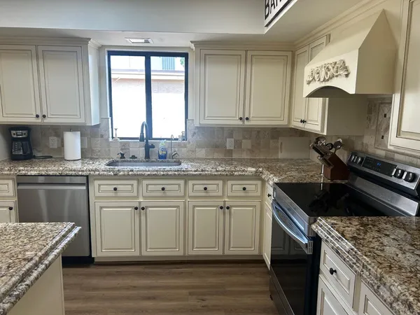 $2,100 | 9554 East Fairway Boulevard, Sun Lakes, AZ 85248