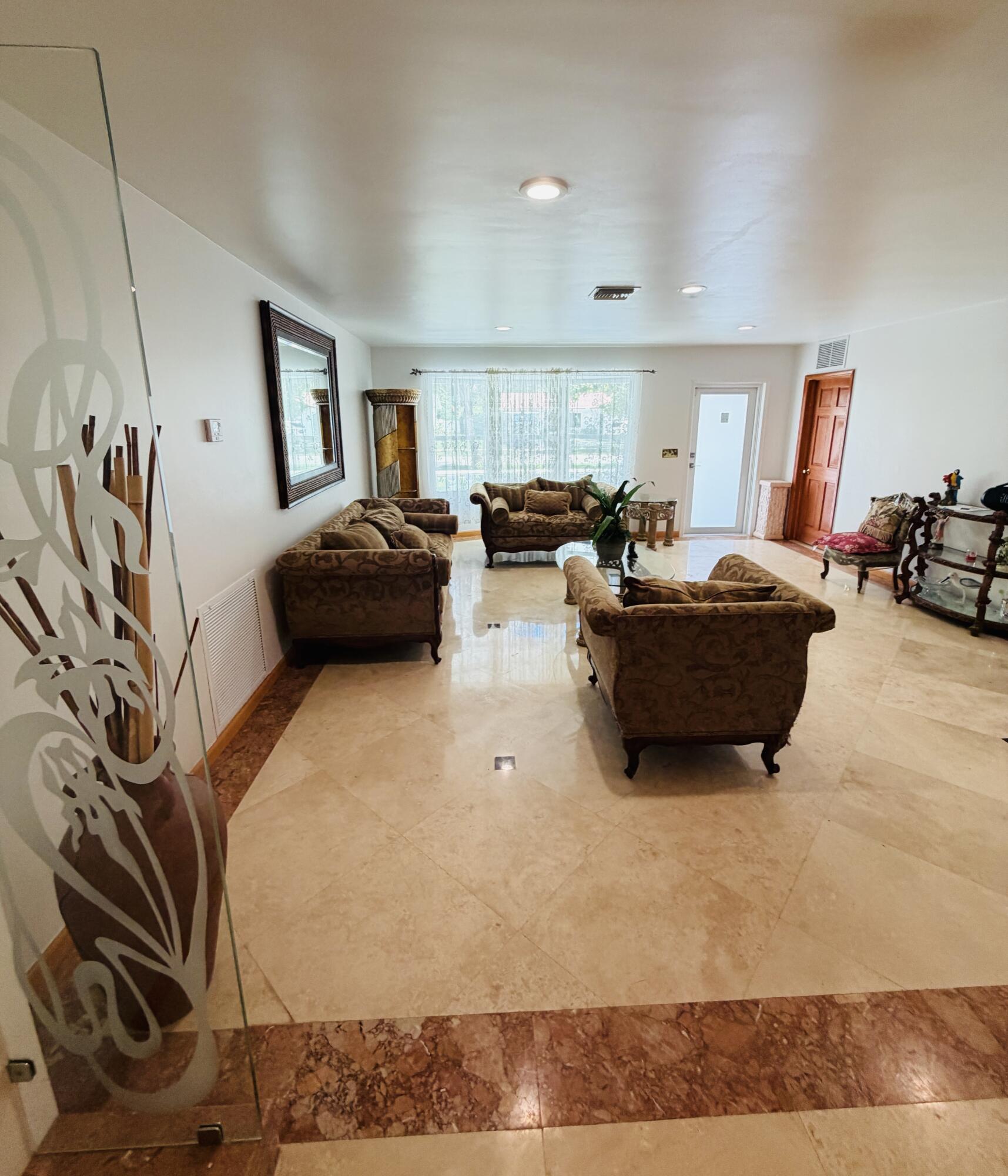 3916 Adams Street Hollywood, FL 33021 - Photo 16 of 38 IMG_9260