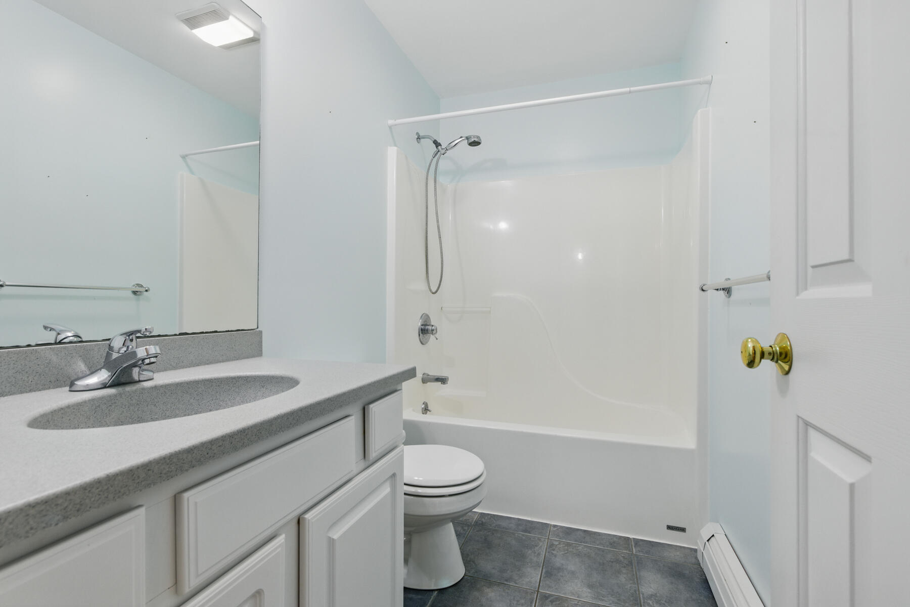 8 Riley's Run Berwick, ME 03901 - Photo 24 of 45 2nd Floor Bathroom