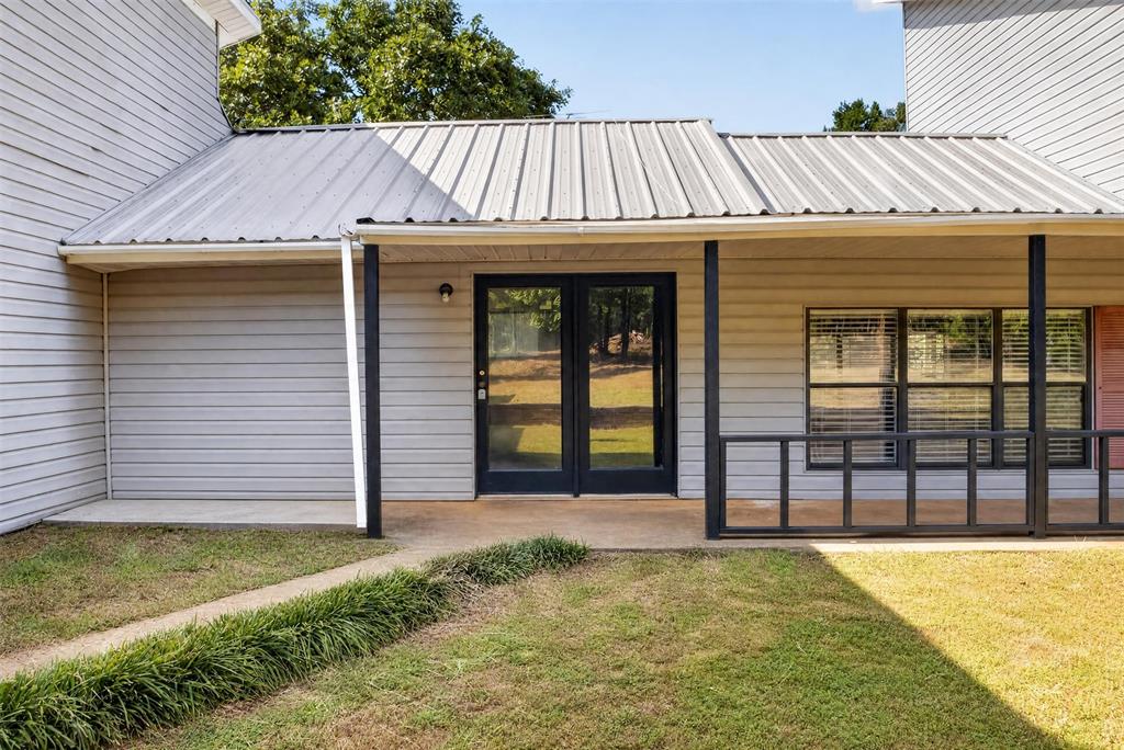 3645 Silk Tree Road Gilmer, TX 75645 - Photo 3 of 38 Gallery Image 3
