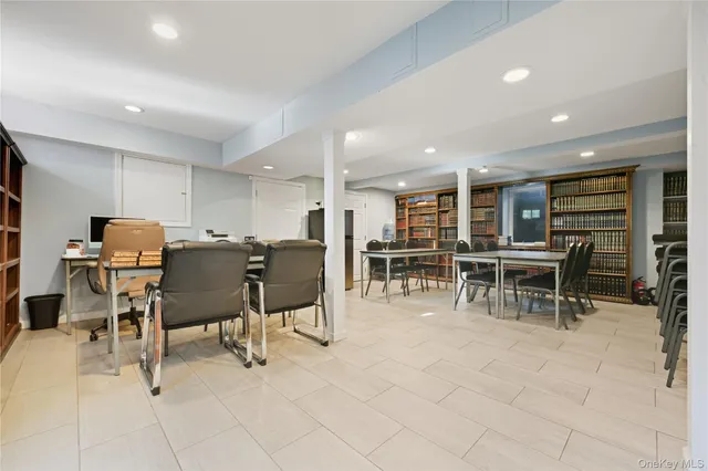 $1,200,000 | 8 Burton Avenue, Woodmere, NY 11598