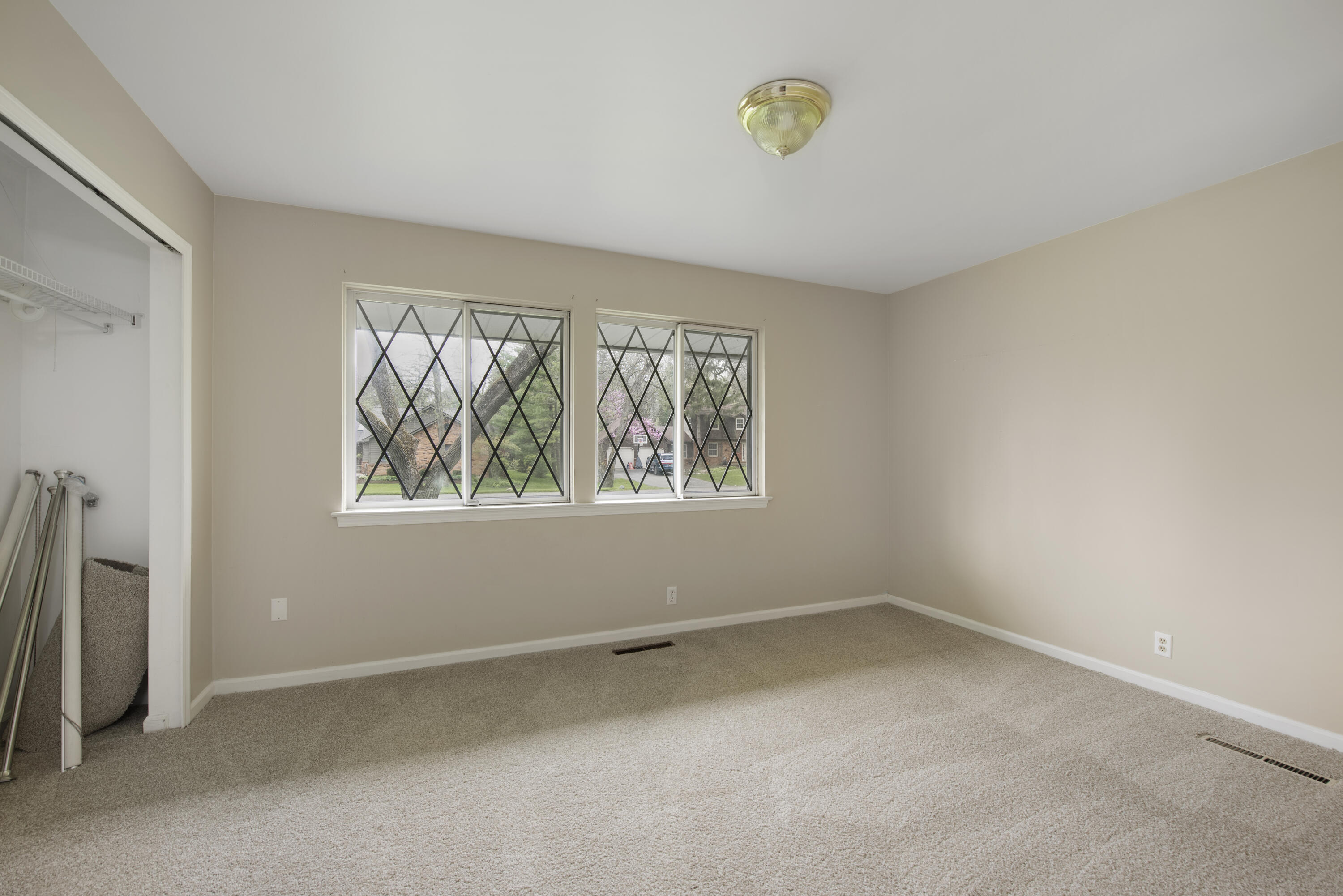 1316 Grebe Road Highland, MI 48357 - Photo 14 of 28 1316 Grebe Rd Highland 6471