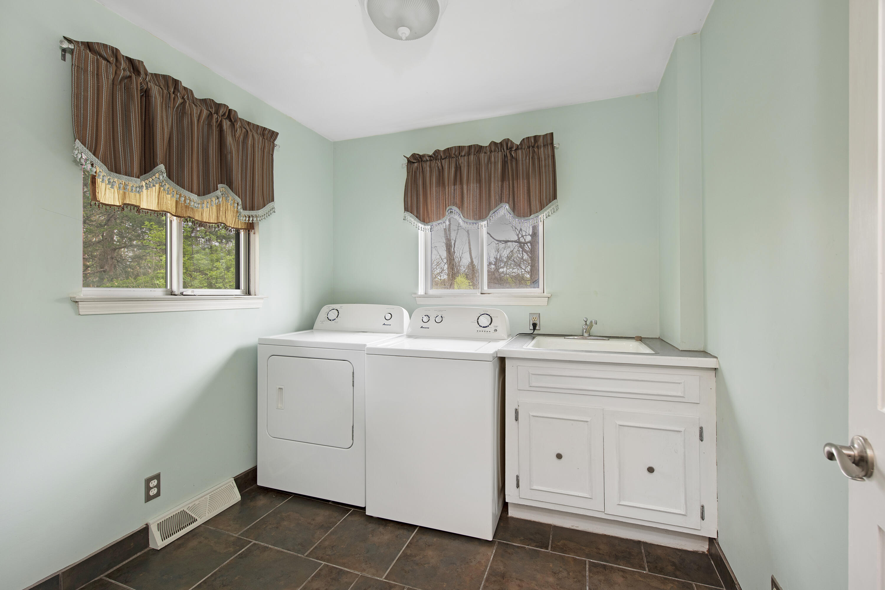 1316 Grebe Road Highland, MI 48357 - Photo 19 of 28 1316 Grebe Rd Highland 6543