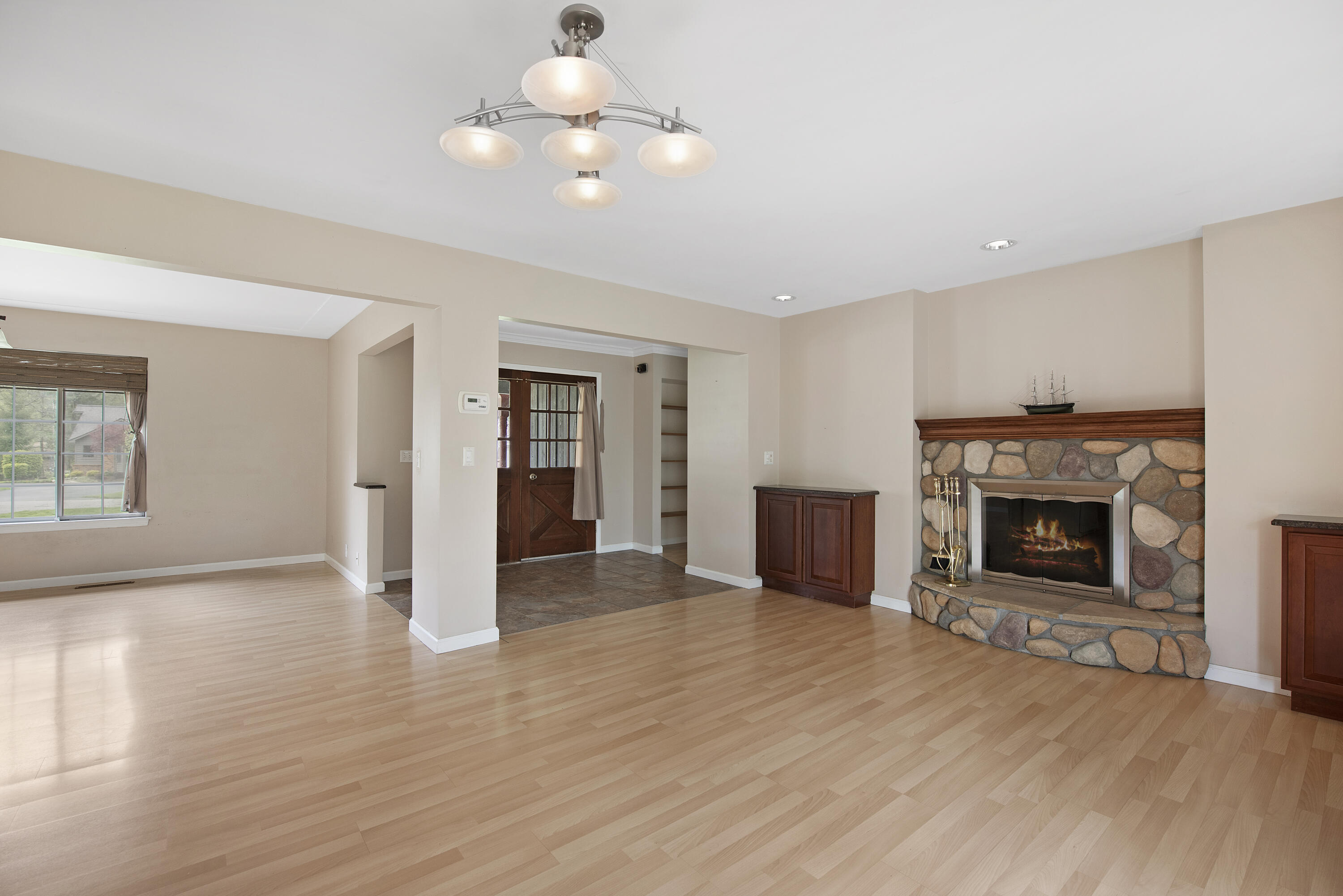 1316 Grebe Road Highland, MI 48357 - Photo 3 of 28 1316 Grebe Rd Highland 6563