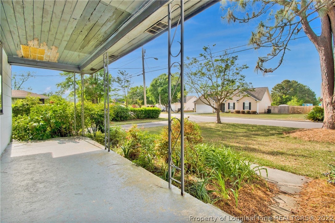 1406 Hardin Road Lumberton, NC 28358 - Photo 4 of 30 Gallery Image 4