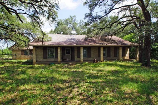 $4,200,000 | 2002 County Road 276, Bertram, TX 78605