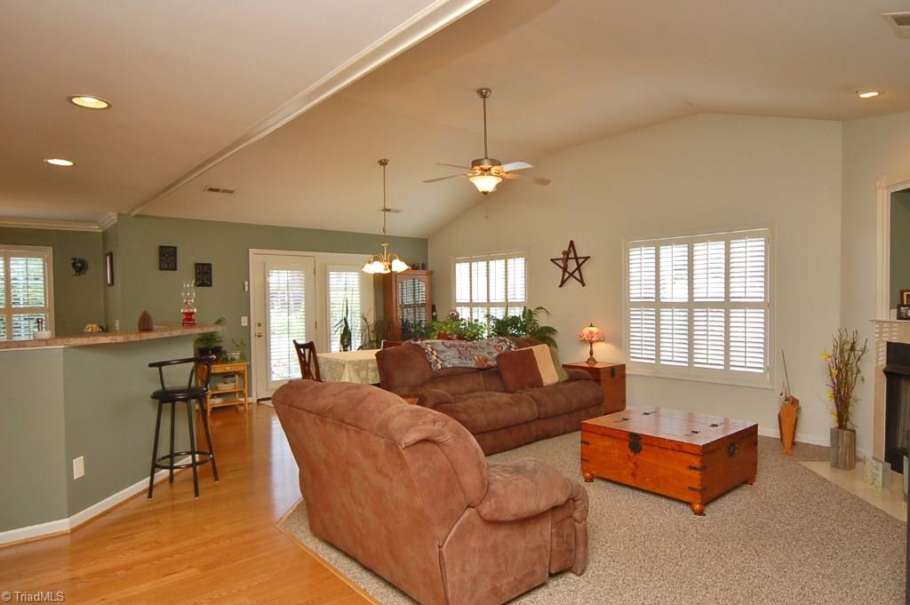 3809 Payne Road High Point, NC 27265 - Photo 5 of 30 Soaring vaulted ceilings make this home bright and inviting.