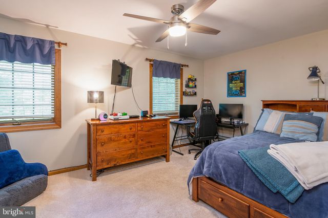 $620,000 | 17 Hickory Lane, Chester Springs, PA 19425