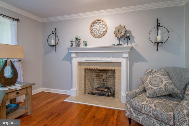 $620,000 | 17 Hickory Lane, Chester Springs, PA 19425