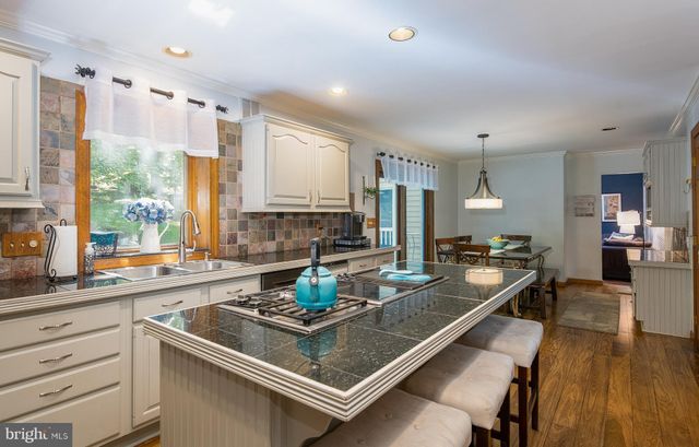 $620,000 | 17 Hickory Lane, Chester Springs, PA 19425