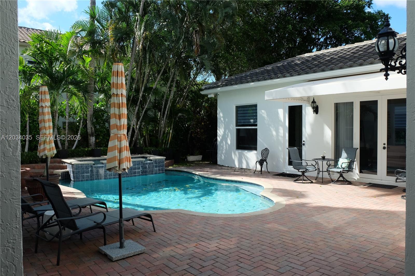375 Southwest 16th Street, Unit 1 Boca Raton, FL 33432 - Photo 2 of 9 Photo 2