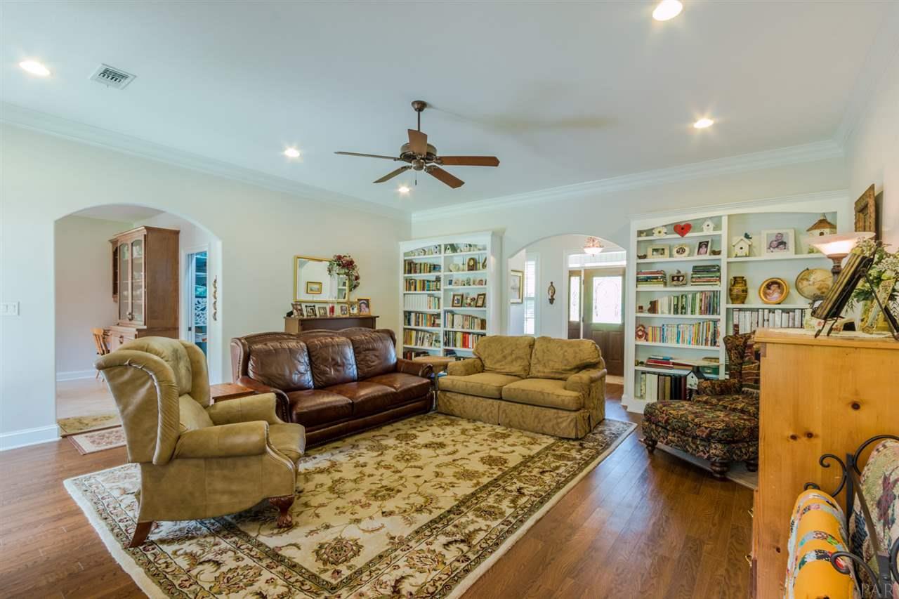 2750 Segrest Road Pace, FL 32571 - Photo 11 of 39 Gallery Image 11