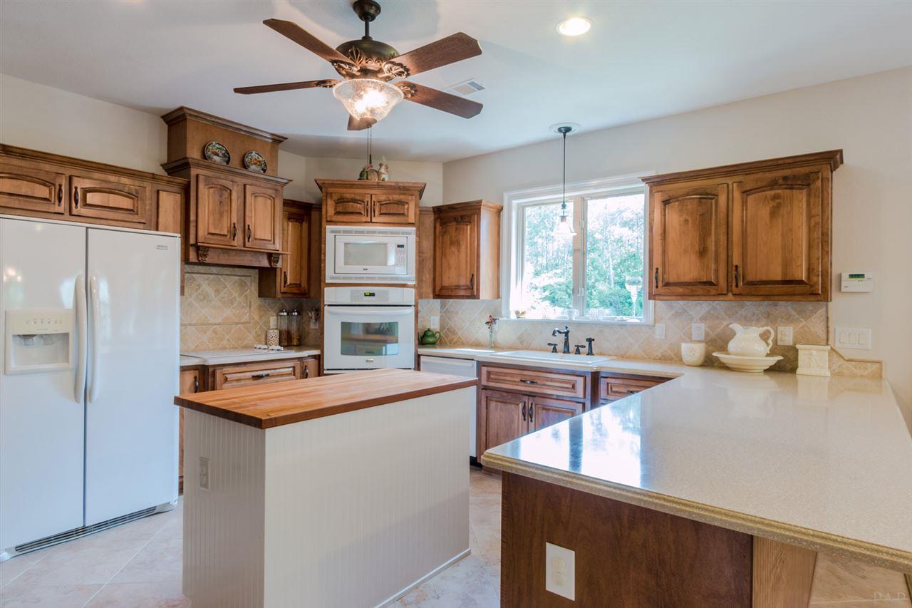 2750 Segrest Road Pace, FL 32571 - Photo 15 of 39 Gallery Image 15