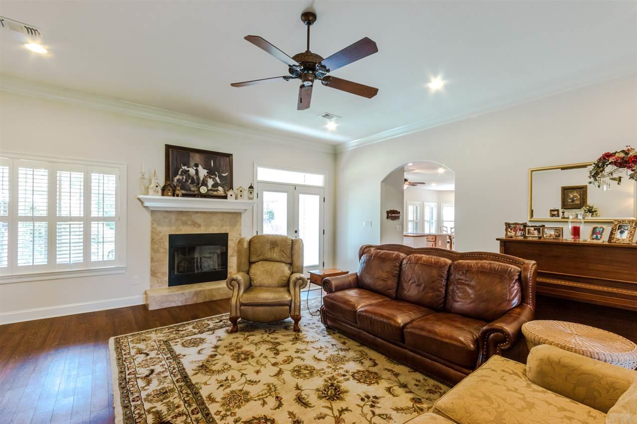2750 Segrest Road Pace, FL 32571 - Photo 8 of 39 Gallery Image 8