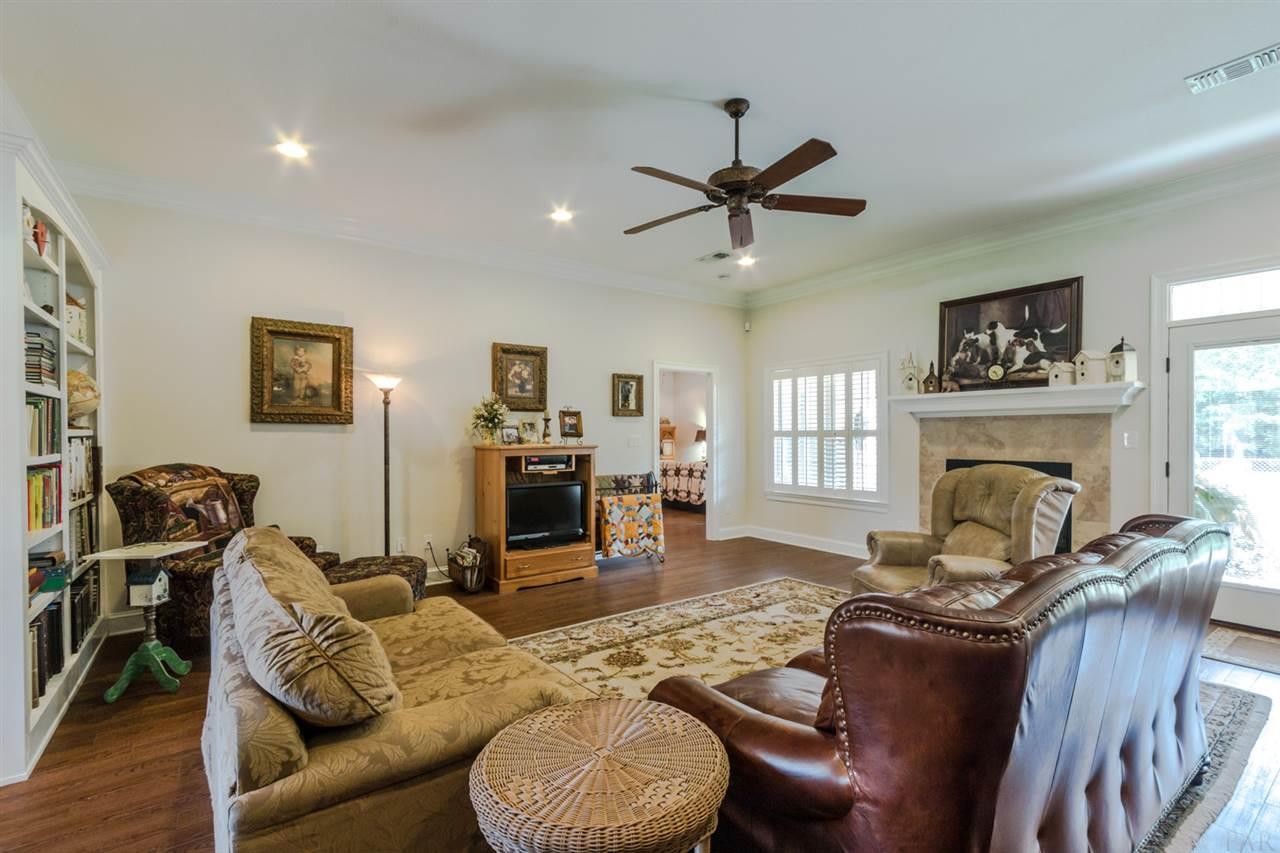 2750 Segrest Road Pace, FL 32571 - Photo 10 of 39 Gallery Image 10