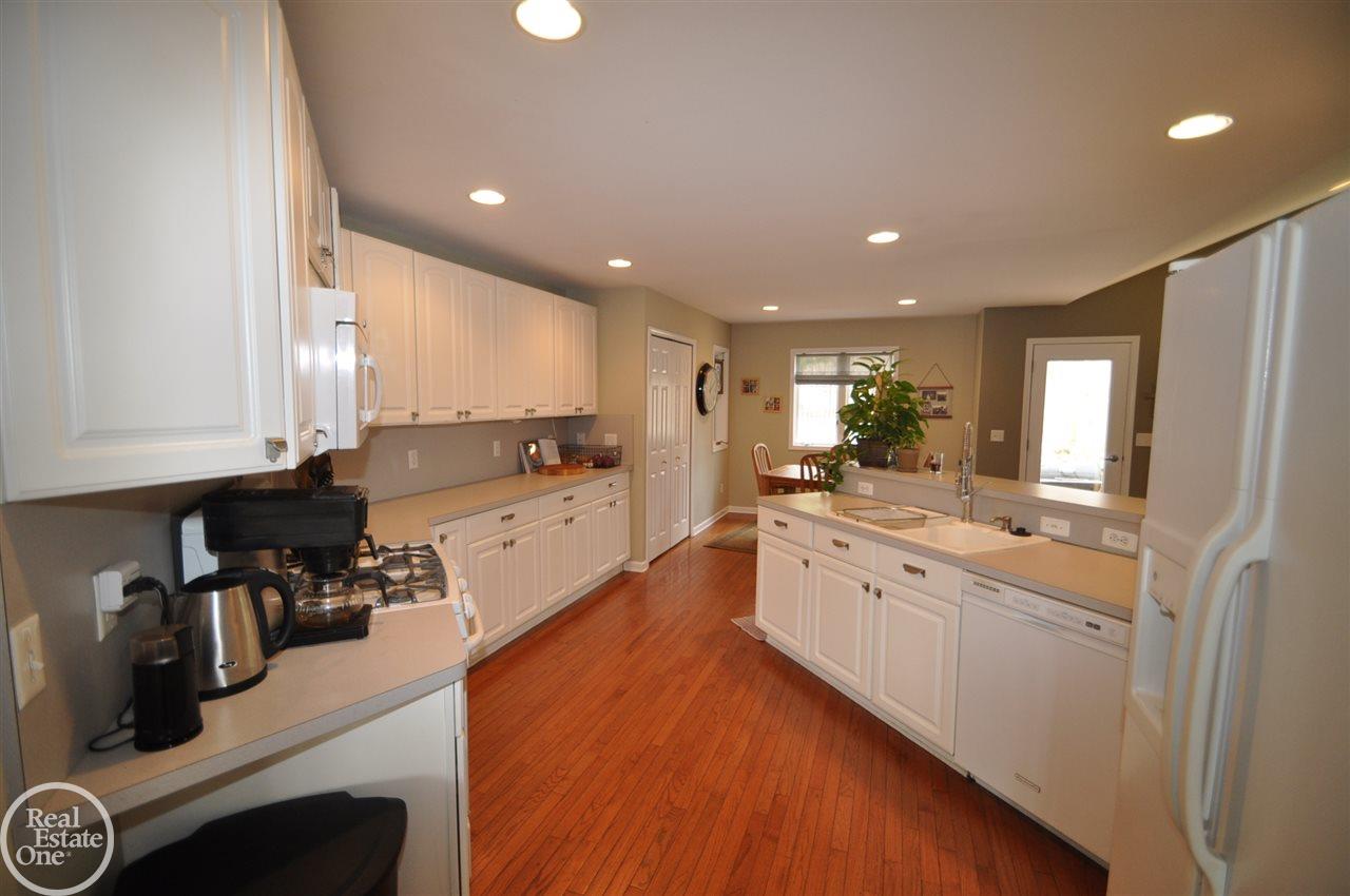 1651 North Livernois Road Rochester Hills, MI 48306 - Photo 8 of 30