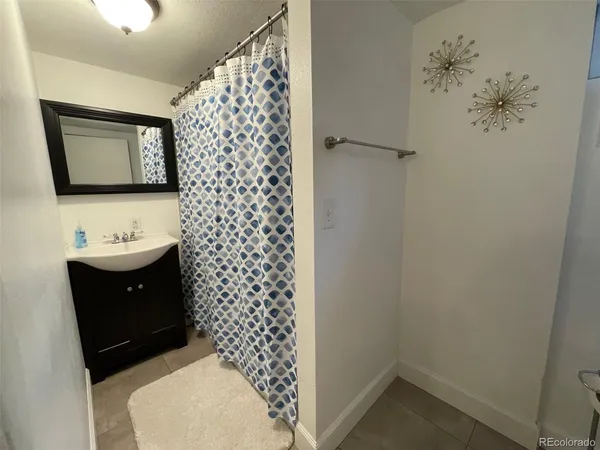 $2,300 | 5700 West 28th Avenue, Unit 16, Wheat Ridge, CO 80214