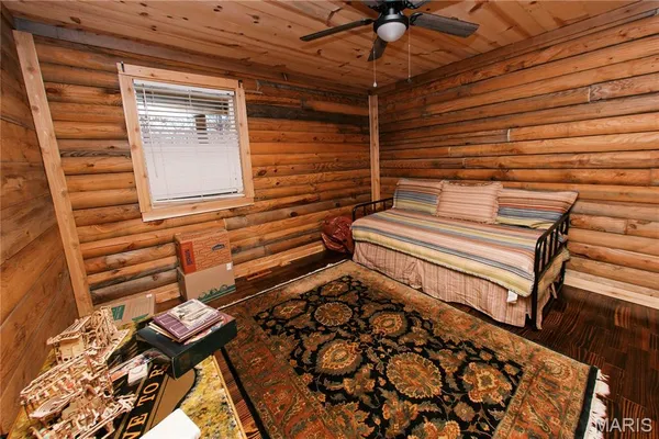 $315,000 | 1008 Lois Lane, Bland, MO 65014