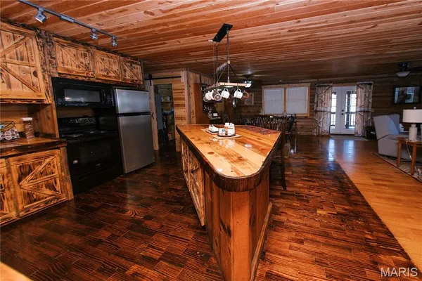 $315,000 | 1008 Lois Lane, Bland, MO 65014