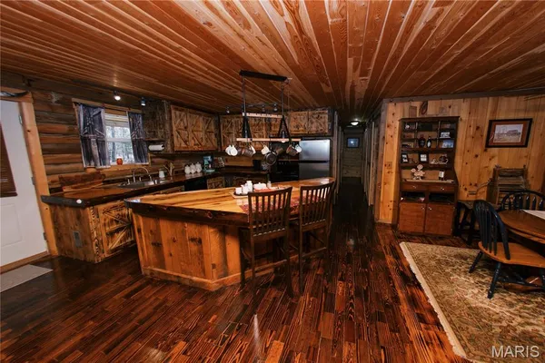 $315,000 | 1008 Lois Lane, Bland, MO 65014