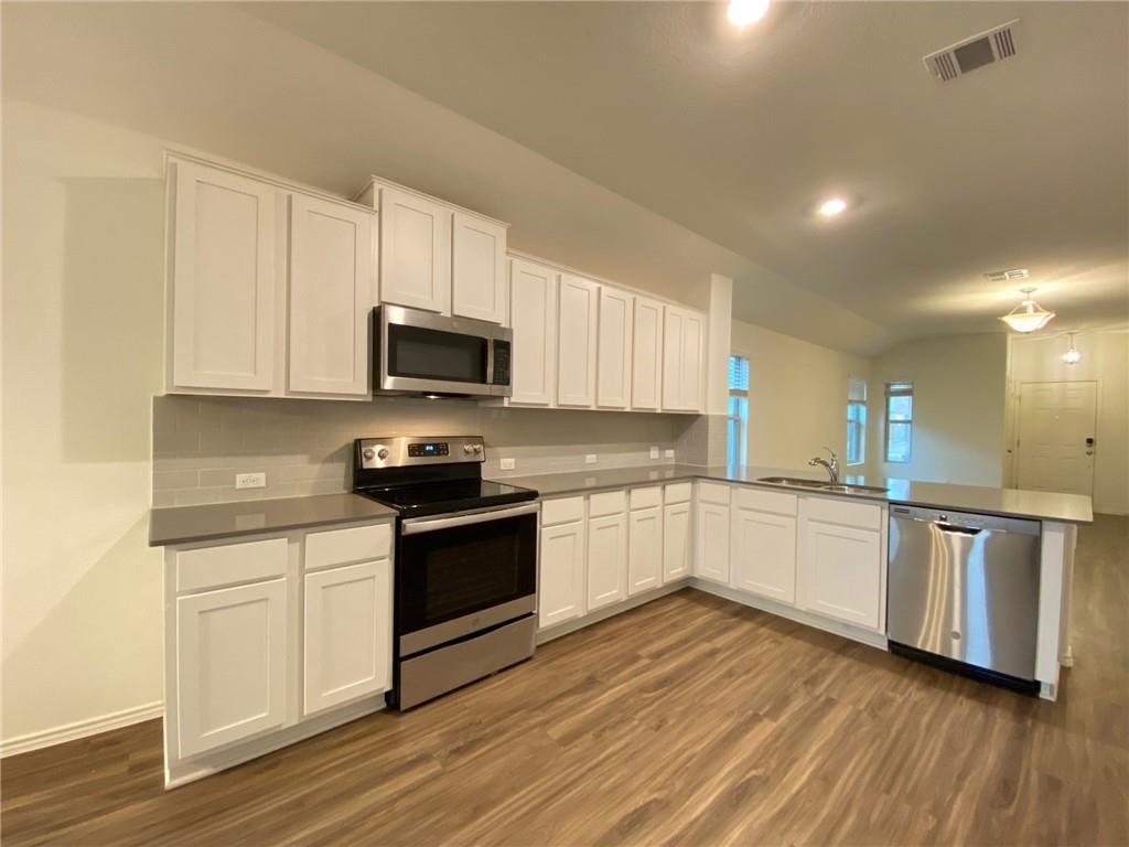529 Greatest Gift Way Jarrell, TX 76537 - Photo 8 of 22