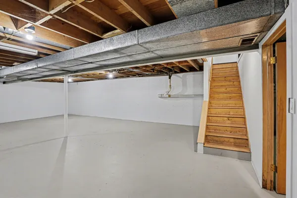 $379,000 | 16172 Brookwood Drive, Buchanan, MI 49107