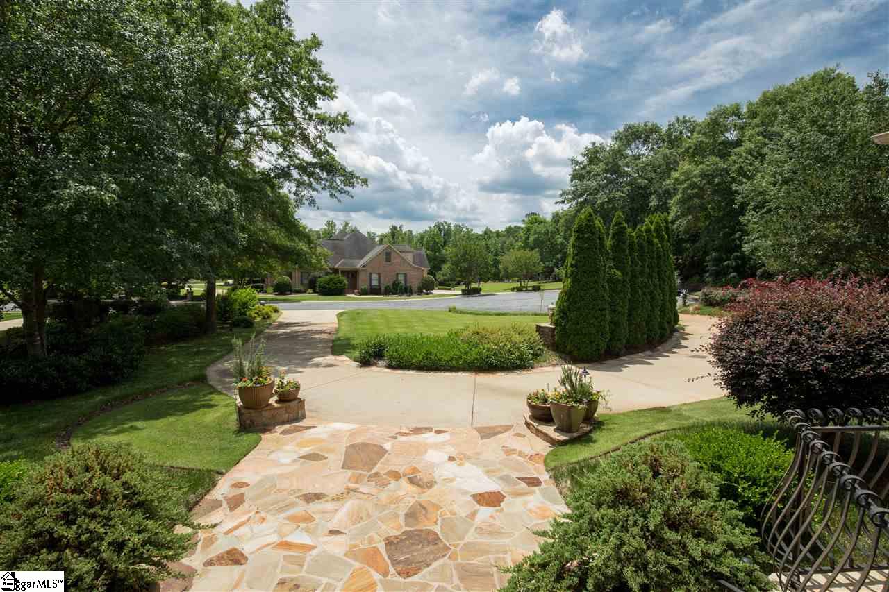 200 Regents Gate Road Simpsonville, SC 29681 - Photo 9 of 24 Gallery Image 9