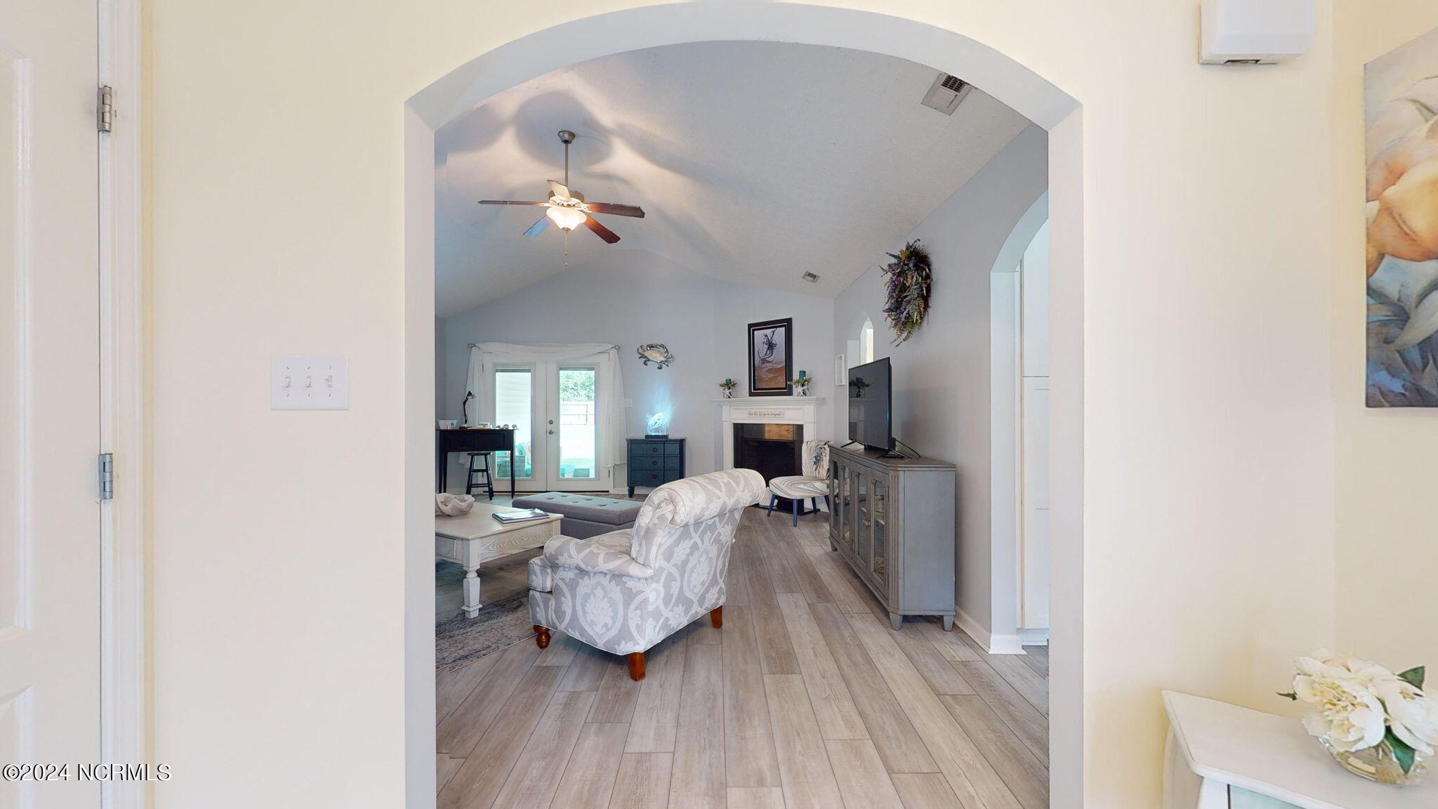 286 Station House Road New Bern, NC 28562 - Photo 6 of 39 24-web-or-mls-286-Station-House-Rd-New-B