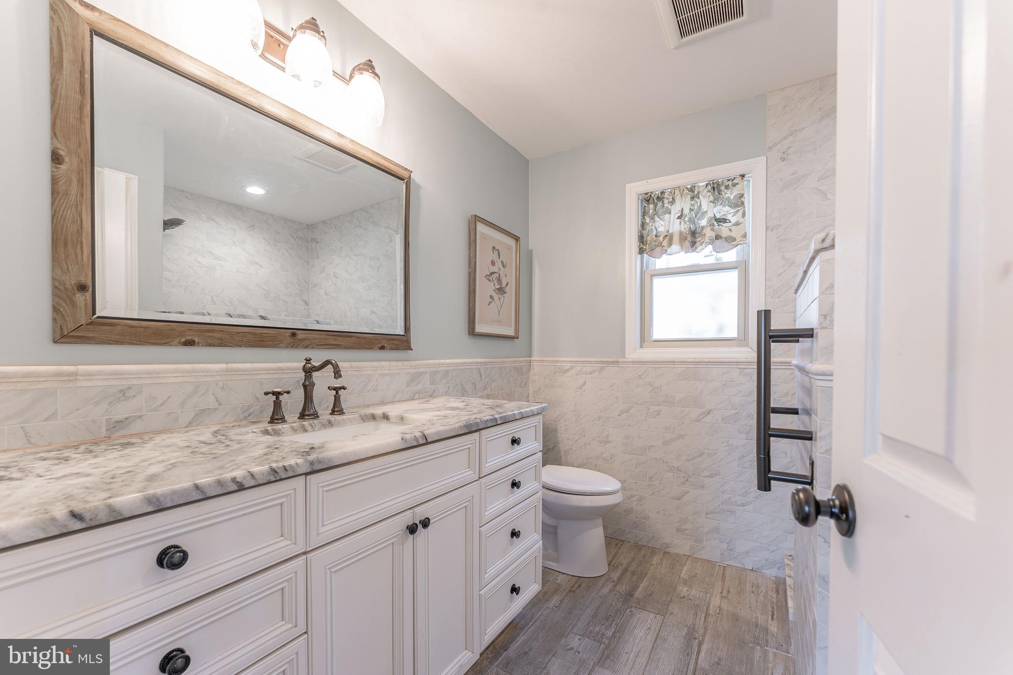 150 Poplar Road Newtown Square, PA 19073 - Photo 31 of 80 Primary Bathroom