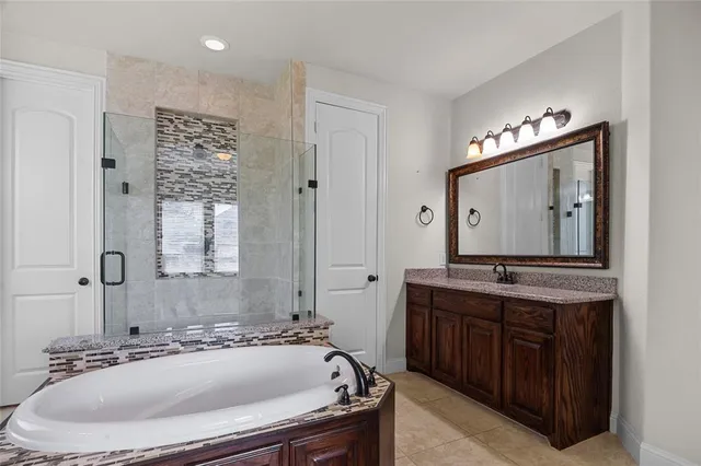 $690,000 | 950 Woodstream Drive, Prosper, TX 75078