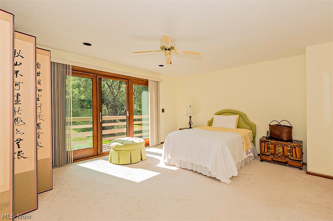 28576 Edgedale Road Cleveland, OH 44124 - Photo 13 of 21 Gallery Image 13
