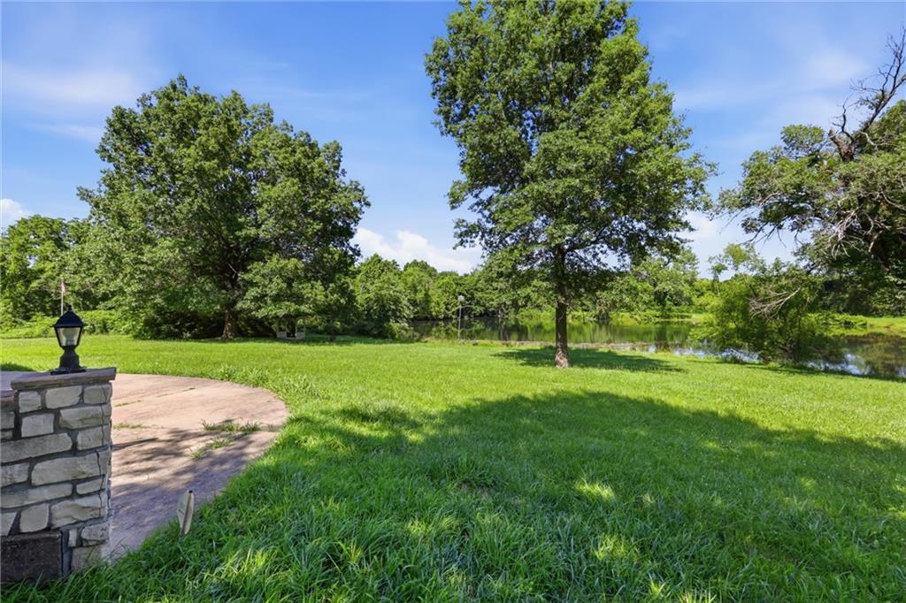 29585 Somerset Road Paola, KS 66071 - Photo 43 of 53