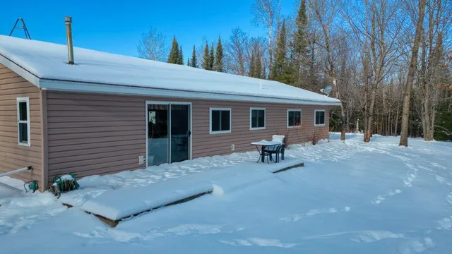 $274,900 | 26756 County Road 16, Hibbing, MN 55746