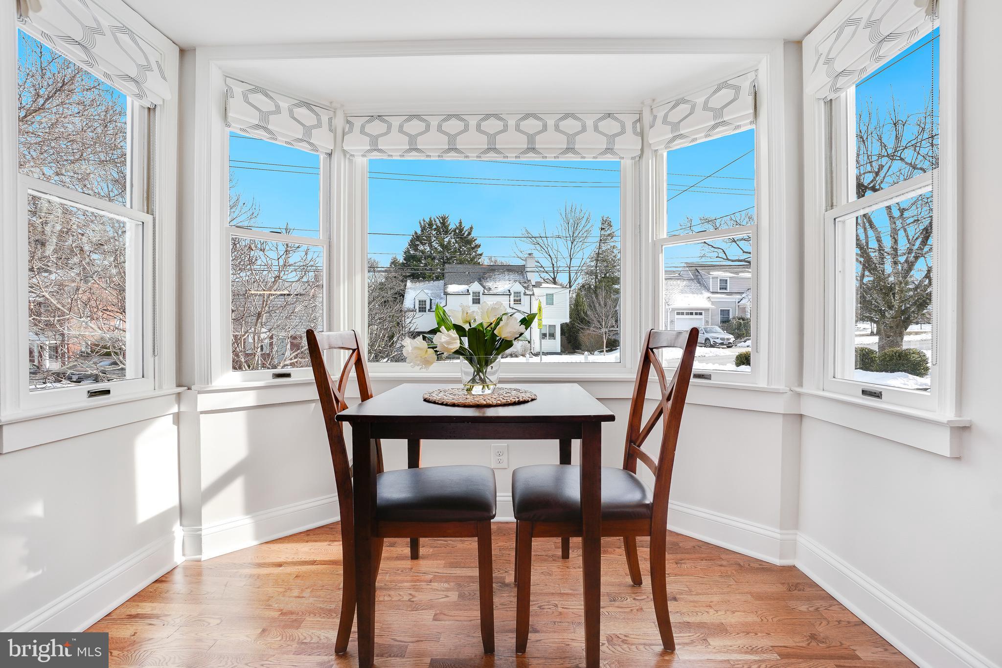 613 Pershing Drive Silver Spring, MD 20910 - Photo 10 of 43 Delightful Breakfast Nook