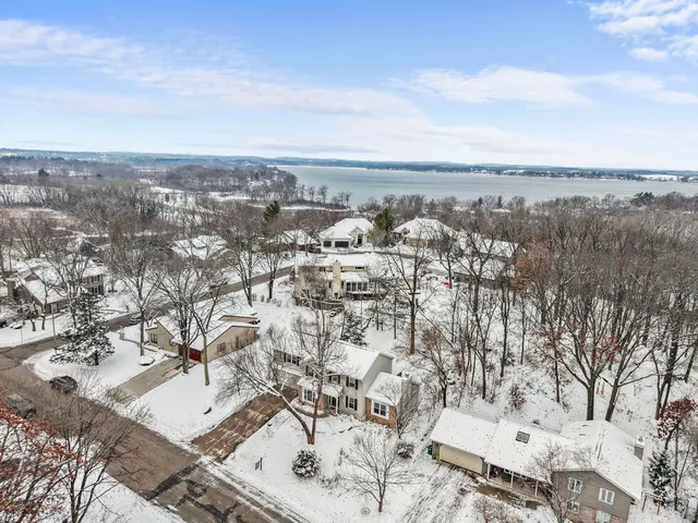 $600,000 | 6202 Rivercrest Drive, McFarland, WI 53558