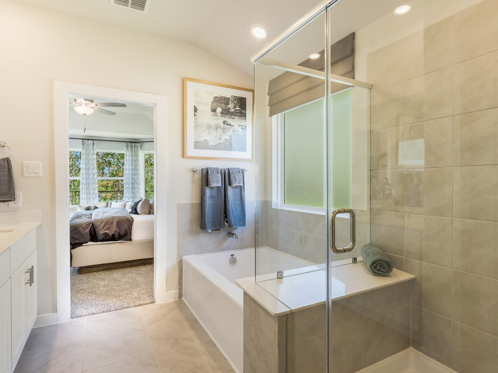 1665 Hopson Ranch Drive Conroe, TX 77301 - Photo 16 of 26 Photo is not of the actual home, but is an inspirational photo of builder’s model home and may depict options, furnishings, and/or decorator features that are not included