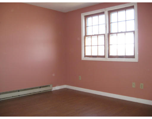35 Lexington Road, Unit 35 Millbury, MA 01527 - Photo 7 of 9 Gallery Image 7